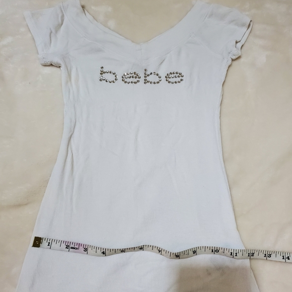 BEBE DOUBLE V-NECK TEE - Picture 3 of 5